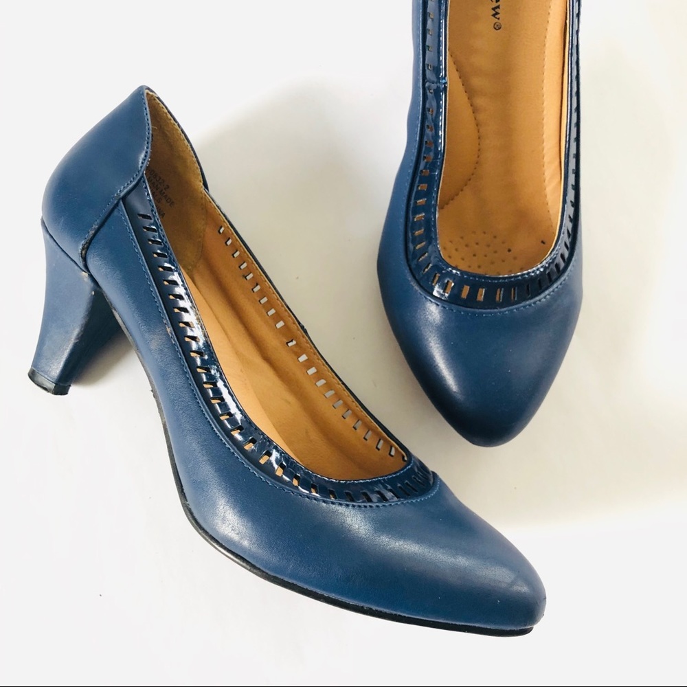 !NYOP! Comfort View Perforated Blue Heels - Women's 8